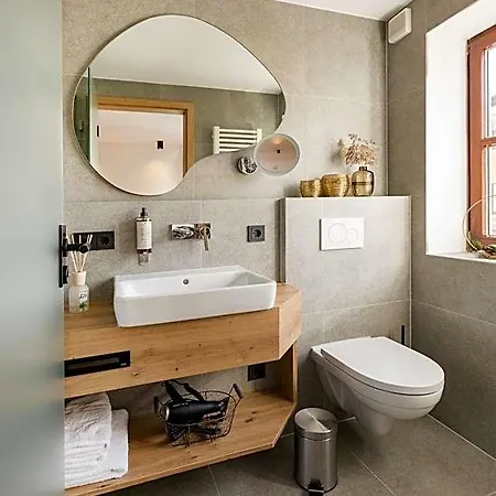 Metzgerbraeu - & Brauereigasthof Locanda *